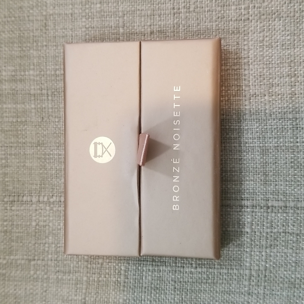 Bronzer (gently used)